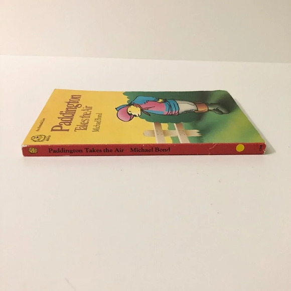 Vtg 1974 Paddington Bear  Takes The Air Armada Lion Book Paperback Michael Bond - Picture 4 of 16